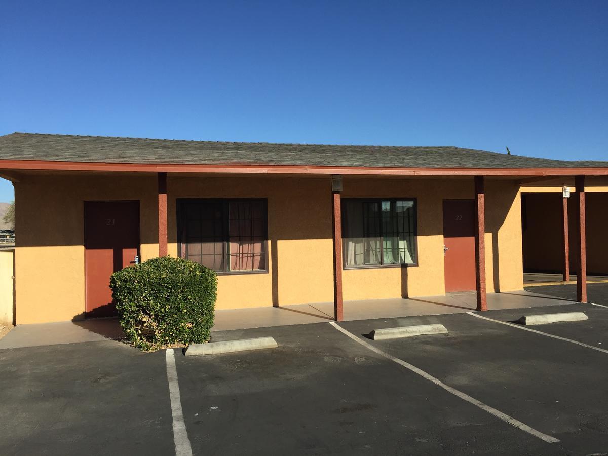 Black Horse Motel Apple Valley Exterior photo